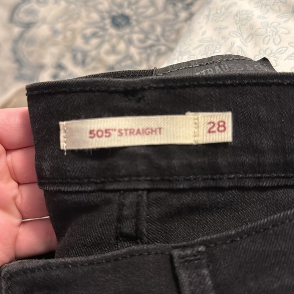 Levi’s 505 Straight Women’s Black Jeans - Picture 3 of 3